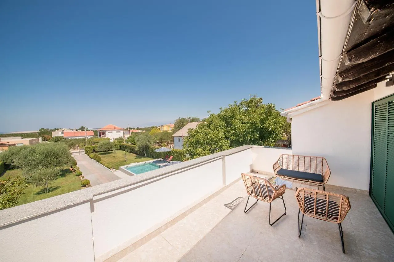 Sunset Garden Apartment With Private Pool Vrsi Prázdninový dům