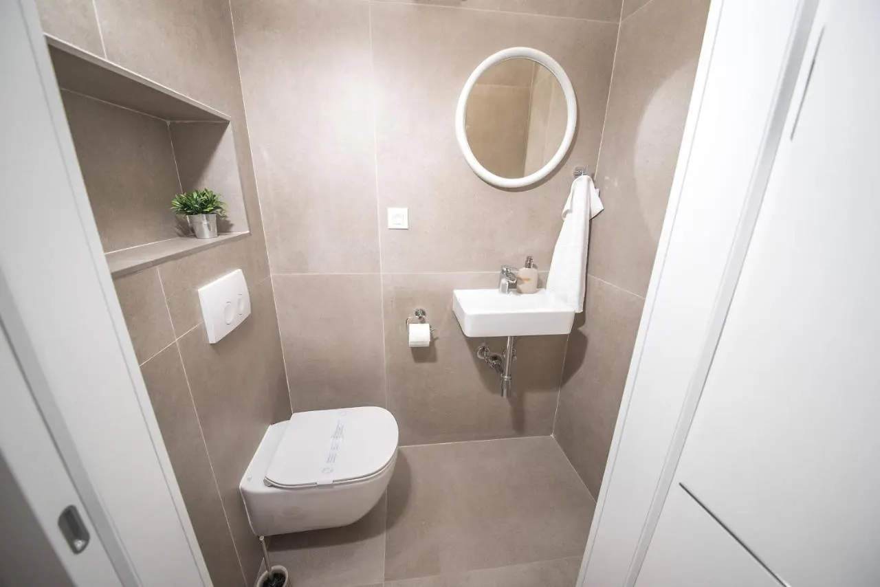 Sunset Garden Apartment With Private Pool Vrsi