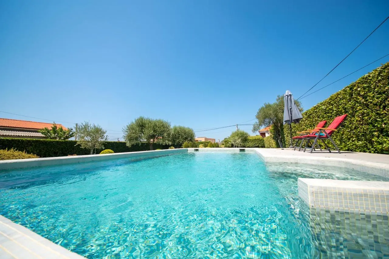 Sunset Garden Apartment With Private Pool Vrsi 0*,  Chorvatsko