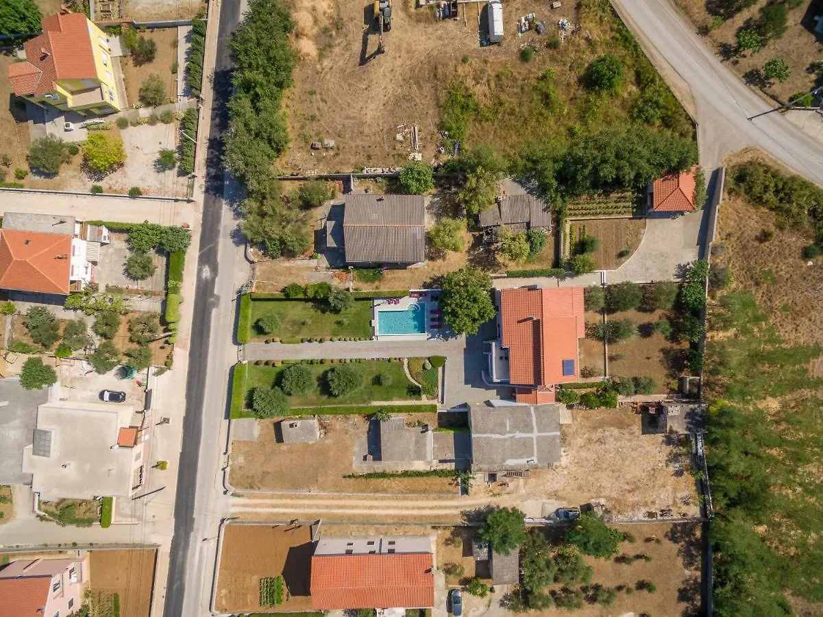 Sunset Garden Apartment With Private Pool Vrsi 0*,  Chorvatsko