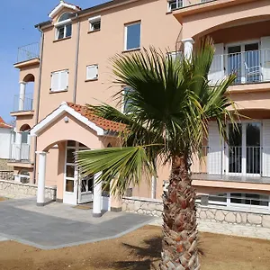 Mk Nin Apartmán